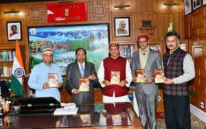 Governor-released-the-book-.jpg