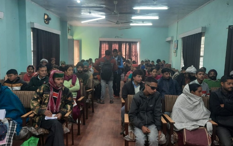 नि:शुल्क कृत्रिम अंग व सहायक उपकरणों के लिए खंड विकास कार्यालय चंबा में आकलन शिविर आयोजित