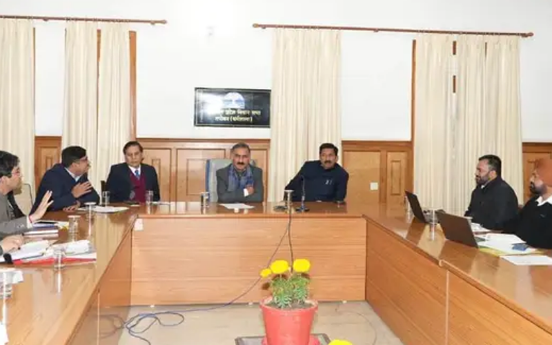 प्रदेश की भौगोलिक स्थिति के अनुरूप निर्मित की जाएं ई-बसें- मुख्यमंत्री