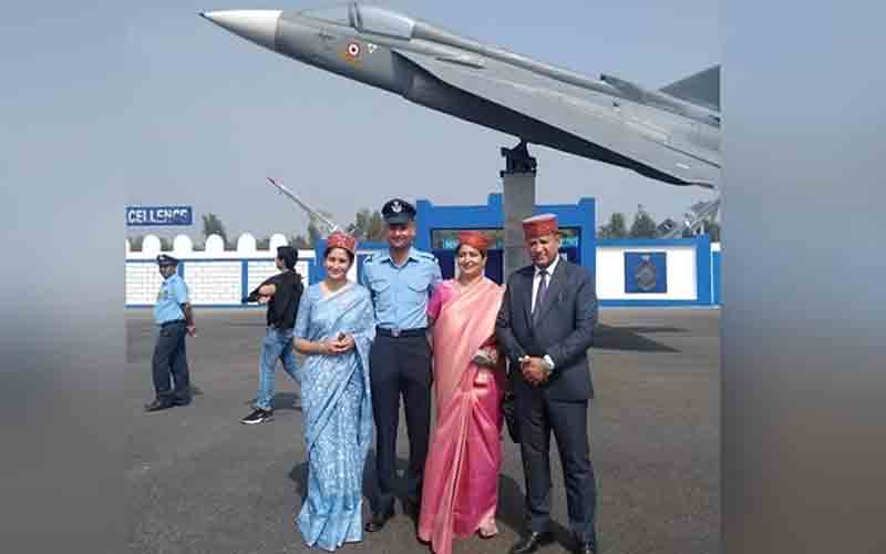 भारतीय वायु सेना में फ्लाइंग अफसर बने कांगड़ा के सिद्धांत ठाकुर