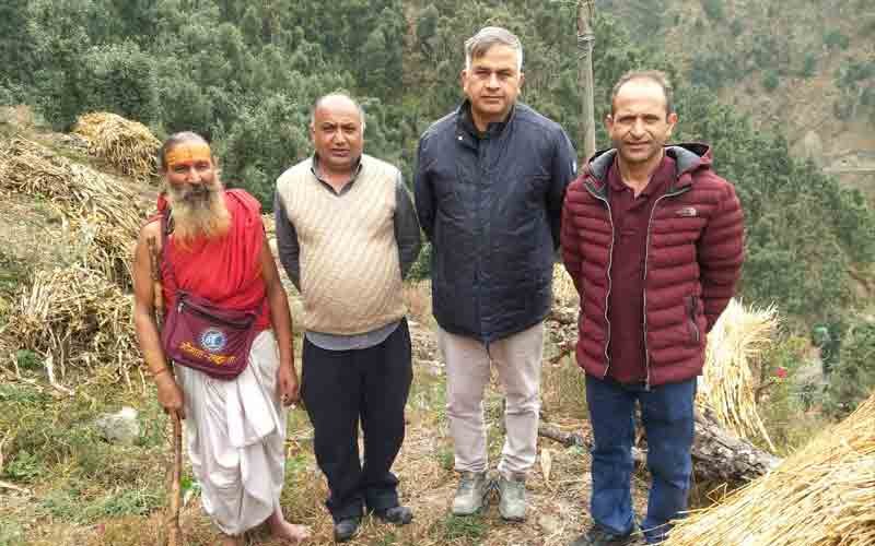 1200 गोवंश को संरक्षण देगा शिव निरंजन धाम मंडवाच