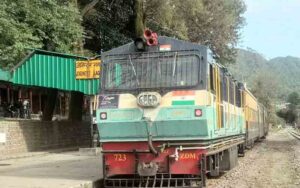 TRAIN.jpg