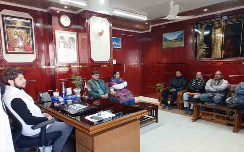 महाविद्यालय में हर महीने बच्चों को पढ़ाए लाइफ स्किल- एसडीएम