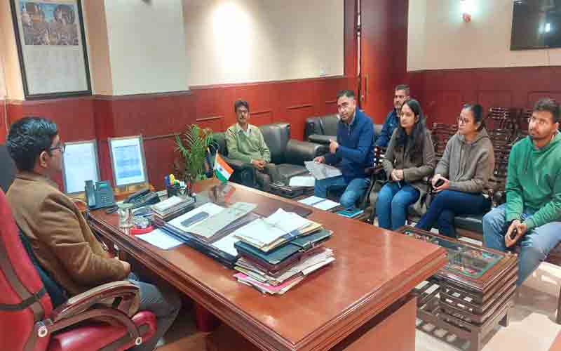 जिला स्तरीय परिवार नियोजन क्षतिपूर्ति कमेटी की बैठक हुई आयोजित