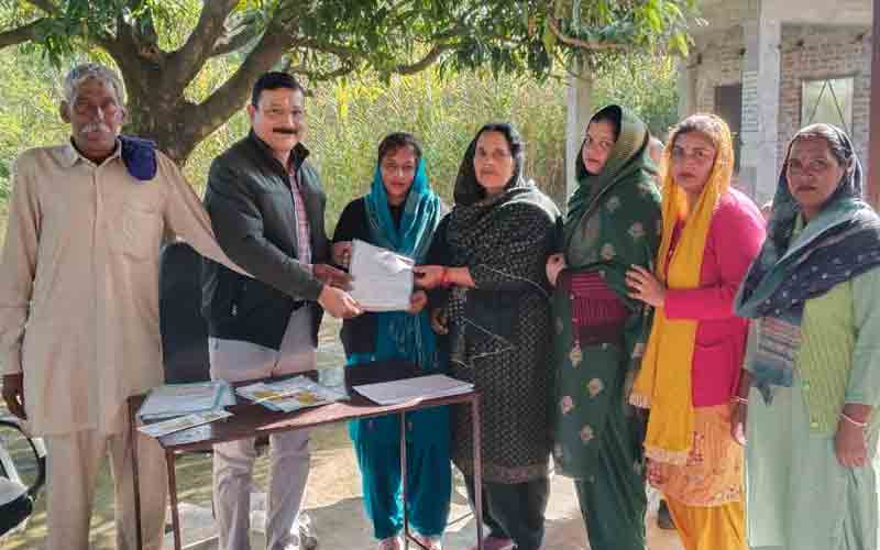 नशा मुक्त ऊना अभियान के तहत लोअर भदसाली में हर घर दस्तक आभियान का किया शुभारंभ