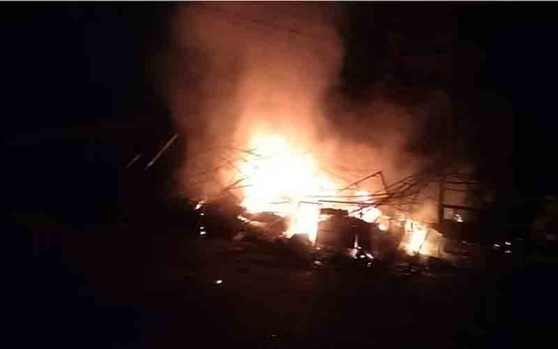 हिमाचल में आग की भेंट चढ़ी 7 दुकानें, करीब 40 लाख का हुआ नुक्सान