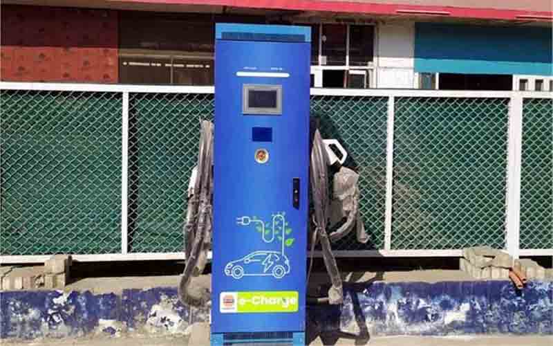 हिमाचल में इतनी जगहों पर स्थापित हुए इलेक्ट्रिक व्हीकल चार्जिंग स्टेशन…….