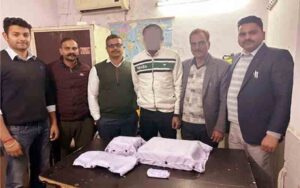 Police-have-arrested-lakhs-.jpg