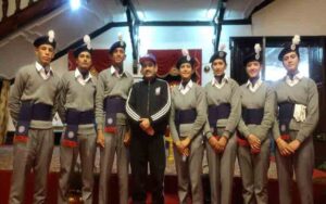 Seven-volunteers-from-distr.jpg