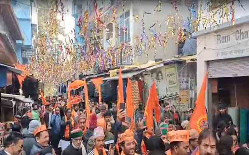 रामपुर में हनुमानघाट मंदिर से 181 साल बाद बाहर निकली भगवान श्रीराम की मूर्ति