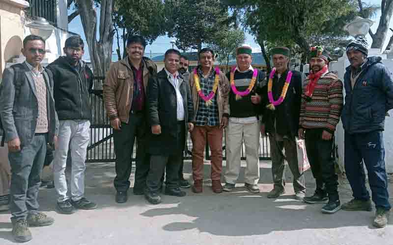 शिलाई में राजेंद्र कुमार की अध्यक्षता में आयोजित हुई जिला कल्याण संघ की बैठक