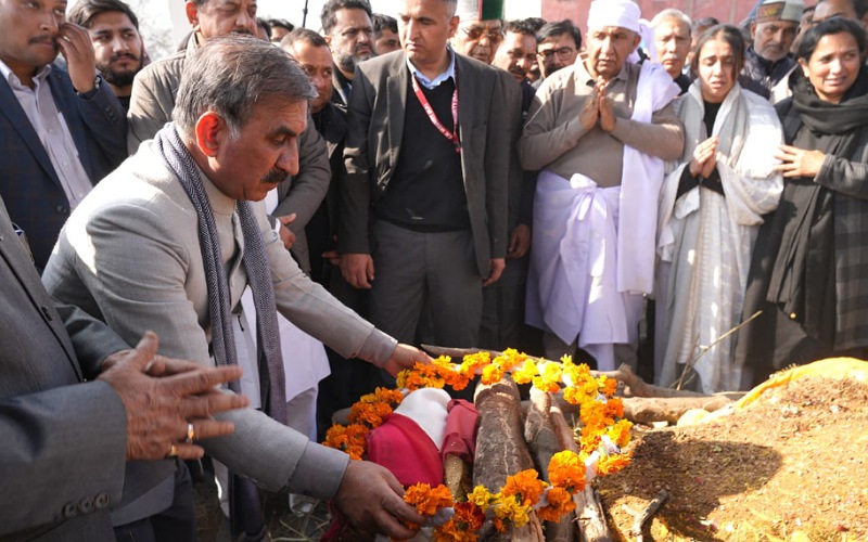 मुख्यमंत्री ने दिवंगत प्रो. सिम्मी अग्निहोत्री को श्रद्धाजंलि दी, शोक संतप्त परिवार से संवेदनाएं व्यक्त की