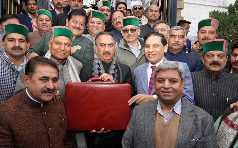 यह बजट प्रदेश को आत्मनिर्भर बनाने की दिशा में मील का पत्थर सिद्ध होगा- सोलंकी