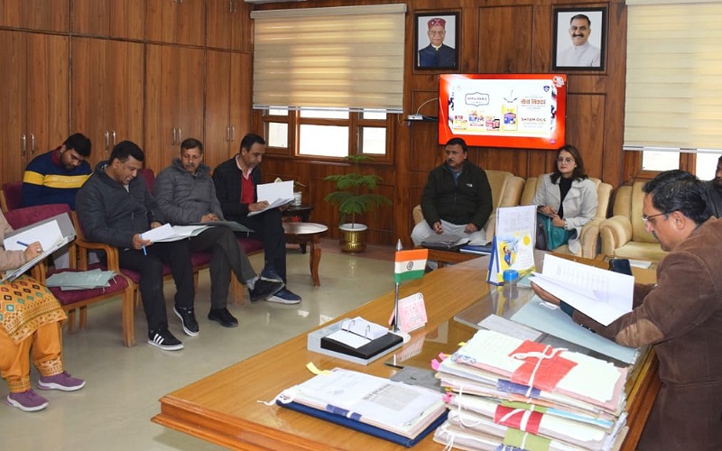 उपायुक्त मनमोहन शर्मा की अध्यक्षता में स्वीप कोर समिति की बैठक हुई आयोजित