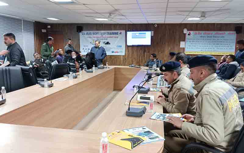 एकीकृत सड़क सुरक्षा डेटाबेस में डाटा अपडेट करने के बारे में एक दिवसीय कार्यशाला हुई आयोजित