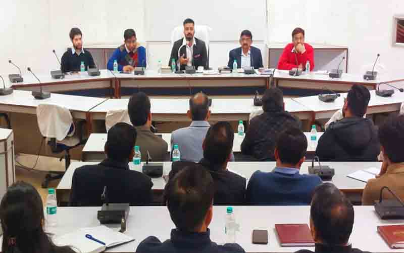 चिंतपूर्णी महोत्सव के सफल आयोजन को लेकर बचत भवन ऊना में बैठक हुई आयोजित