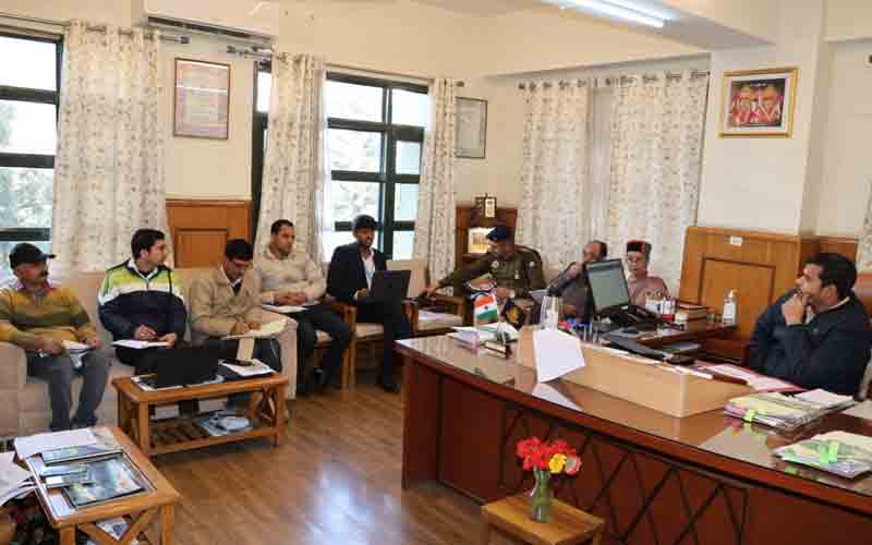 आधार संबंधित सुविधाएं सुचारू व समयबद्ध उपलब्ध करवाना करें सुनिश्चित- अजय यादव