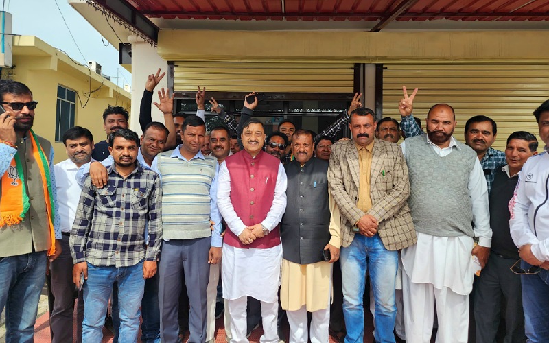 सुरेश कश्यप ने पांवटा साहिब विधानसभा क्षेत्र से शुरू किया जनसंपर्क अभियान