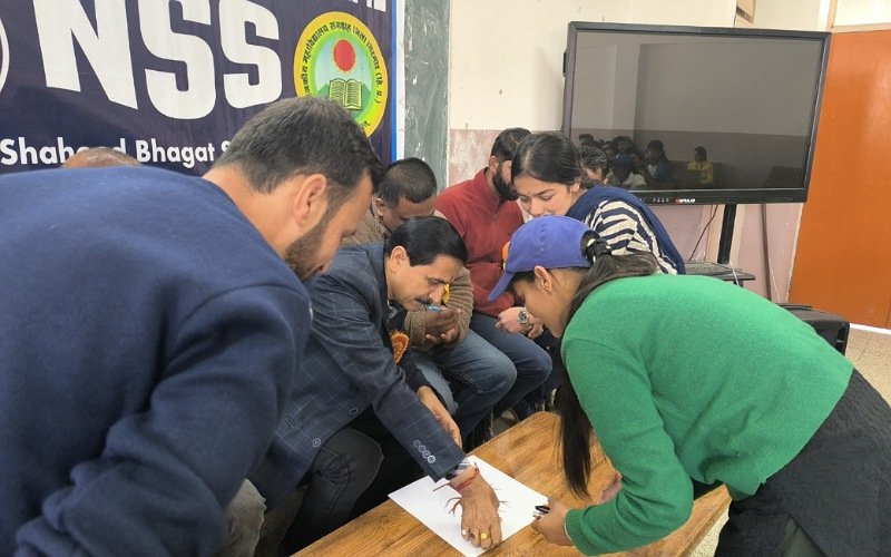 शहीद भगत सिंह जयंती पर प्रमाण पत्र वितरण समारोह आयोजित