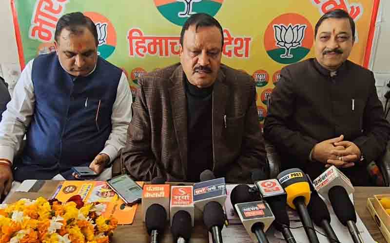 सांसद के द्वारा किए गए करोड़ों के विकास के दम पर जीत का किया दावा