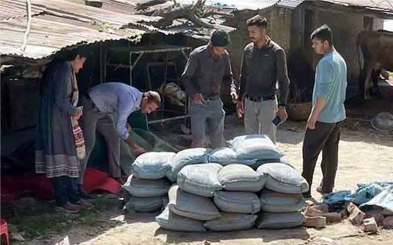 विजिलेंस ने घर से पकड़े सरकारी सीमेंट के 22 बैग, 2 लोगों के खिलाफ मामला दर्ज