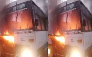 Fire-breaks-out-in-HRTC-bus.jpg