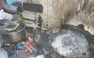 Fire-breaks-out-in-four-sto.jpg
