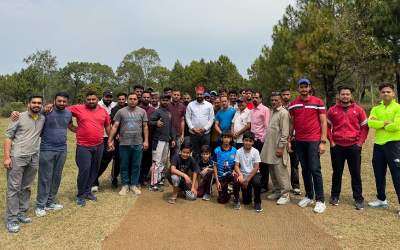 बही गांव में डोगरा क्रिकेट कप प्रतियोगिता का हुआ शुभारंभ