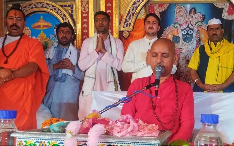 अनूठी पहलः भागवत कथा से छेड़ी यमुना नदी को स्वच्छ बनाने की मुहिम
