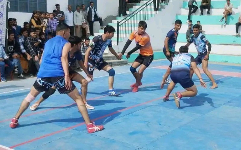 जिला स्तरीय किसान मेला पधर में कबड्डी प्रतियोगिता में मंडी टीम बनी विजेता