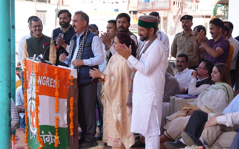 जनता की भावनाओं का सौदा करने वालों को नहीं बख्शना- मुख्यमंत्री