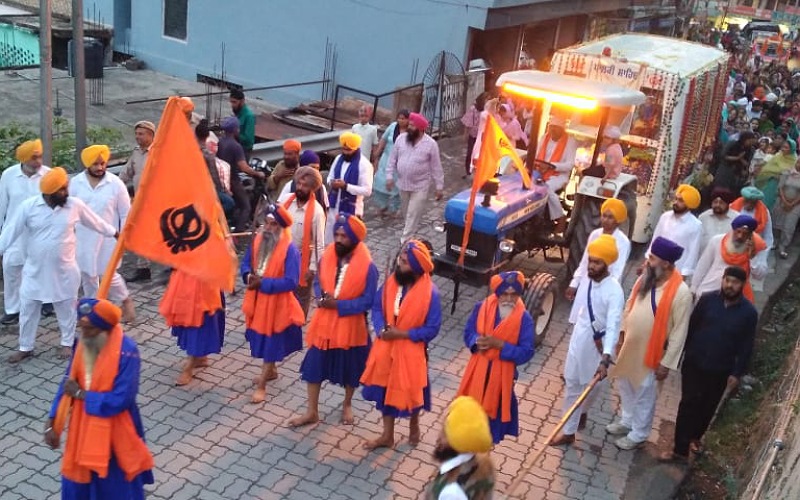 टोका साहिब से ऐतिहासिक गुरुद्वारा   नाहन पहुंचा नगर कीर्तन