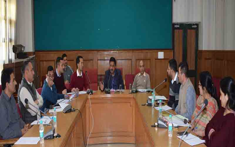 अस्वच्छ शौचालयों का सर्वेक्षण कार्य 10 अप्रैल तक पूरा करें संबंधित विभाग व निकाय- डीसी