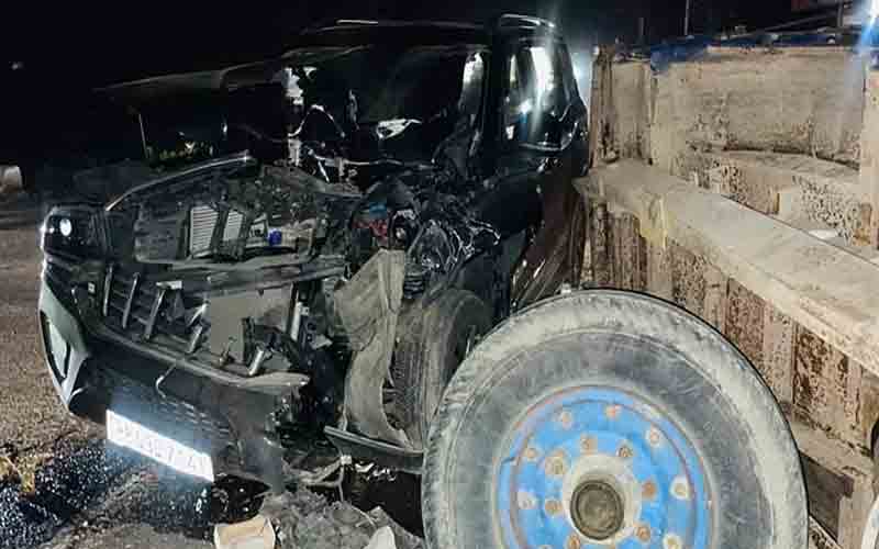 आवारा पशु को बचाते हुए ट्रैक्टर ट्राली से टकराई स्कार्पियो, हादसे में…..