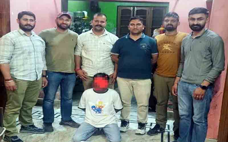 पांवटा में पुलिस ने घर में दबिश देकर चिट्टे सहित गिरफ्तार किया व्यक्ति