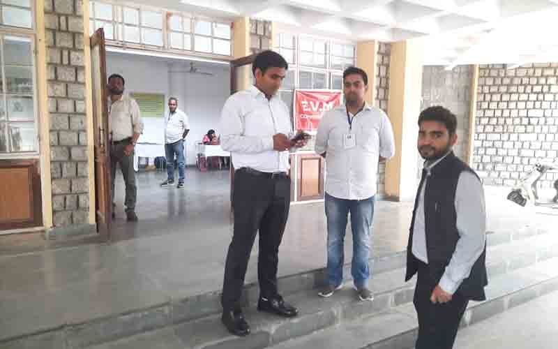 कमीशनिंग प्रक्रिया के बाद स्ट्रांग रूम में रखी जाएंगी ईवीएम-वीवीपैट- डीसी