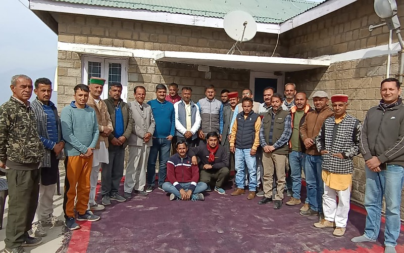 सनातन धर्म सभा कफोटा में संपन्न हुई चूडेश्वर सेवा समिति की बैठक
