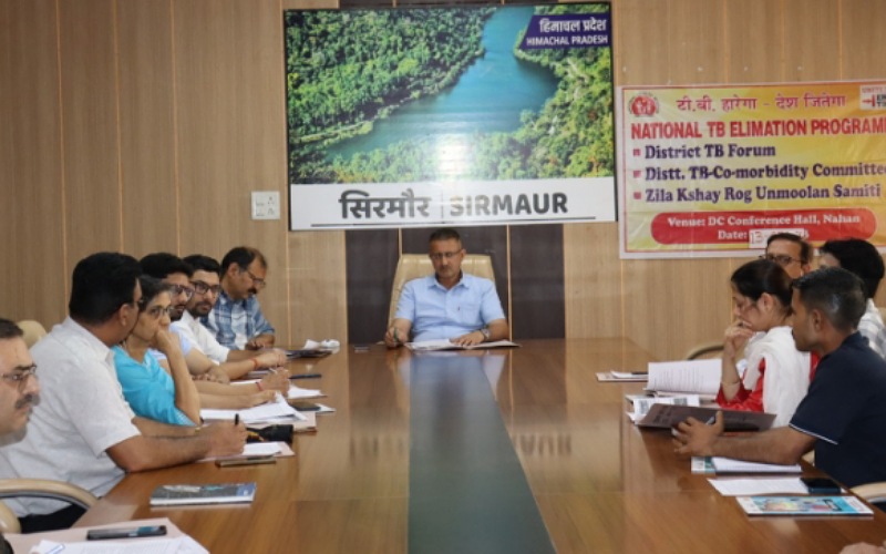 डीसी सिरमौर की अध्यक्षता में जिला क्षय रोग निवारण समिति की बैठक आयोजित