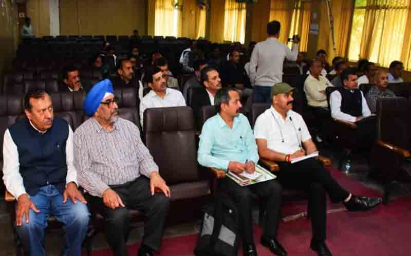 हिमाचल में सब्जी उत्पादन बढ़ाने के लिए रिकार्ड 44 सिफारिशें- डा. डीके वत्स