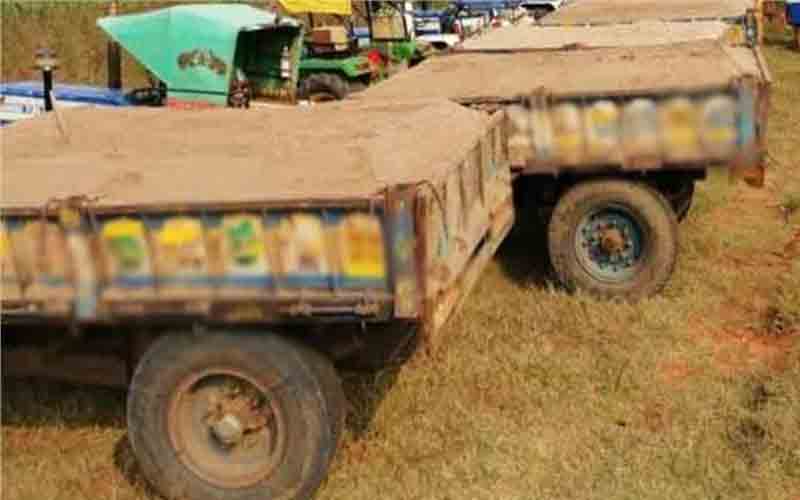 पुलिस ने अवैध खनन करते पकड़े 2 ट्रैक्टर, वूसला जुर्माना