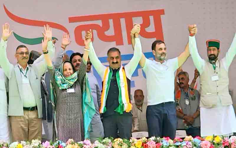 नाहन में मोदी पर जमकर बरसे राहुल गांधी, देश की अर्थव्यस्था सुधारने का बताया फार्मूला