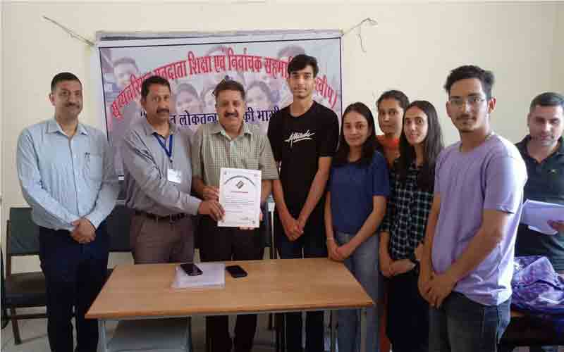 एपीसी जोगिंदर नगर में भाषण, नारा लेखन व पोस्टर मेकिंग प्रतियोगिता आयोजित