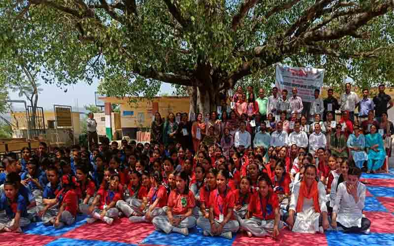 डुमैहर स्कूल में किया गया मतदाता जागरूकता कार्यक्रम का आयोजन