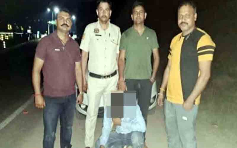 पुलिस की स्पेशल टीम ने चिट्टे सहित गिरफ्तार किया युवक