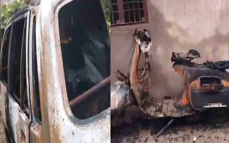 आग की चपेट में आने से रिहायशी मकान सहित तीन वाहन जलकर खाक