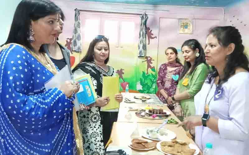 लज़ीज़ व्यंजनों की खुशबू से महका जीनियस ग्लोबल स्कूल