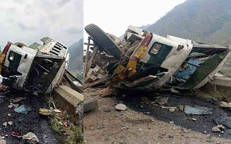 शिमला में एचआरटीसी की बस हुई दुर्घनाग्रस्त, चालक-परिचालक सहित 4 की मौत