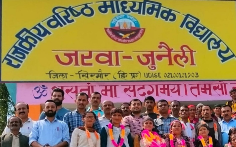सीसे स्कूल जरवा में नई एसएमसी कमेटी का गठन, सीमा शर्मा को चुना गया अध्यक्ष
