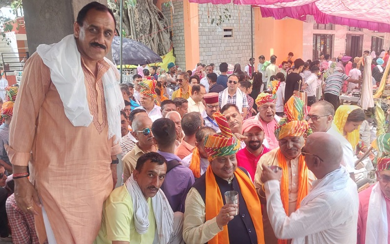 आस्था का प्रतीक पिपलू मेले के समापन अवसर पर लगाई गई ठंडे जल की छबील