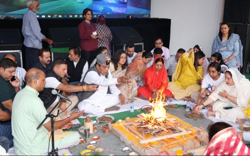 स्वास्थ्य मंत्री ने किया राज्य स्तरीय मां शूलिनी मेले का विधिवत शुभारंभ